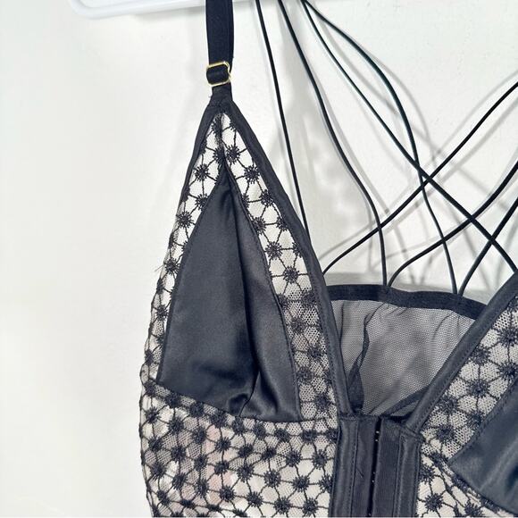 NWT Victorias Secret Lingerie Starburst Longline Unlined Triangle Bralette Small - Picture 4 of 9